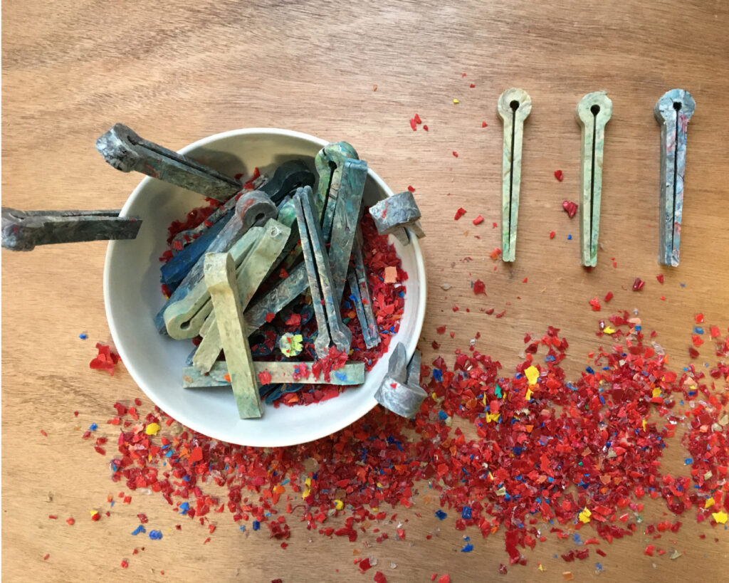 Récupérer, recycler, transformer les objets plastiques.